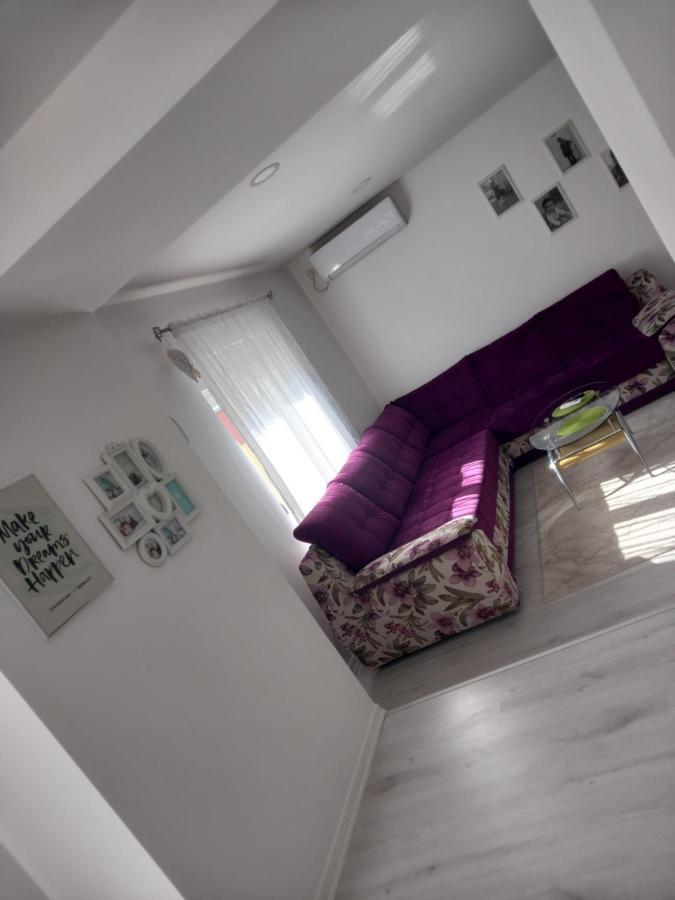 Apartment Centar Of City Mostar Bagian luar foto