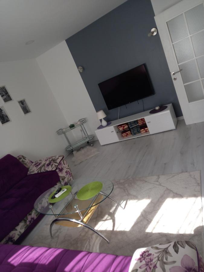 Apartment Centar Of City Mostar Bagian luar foto