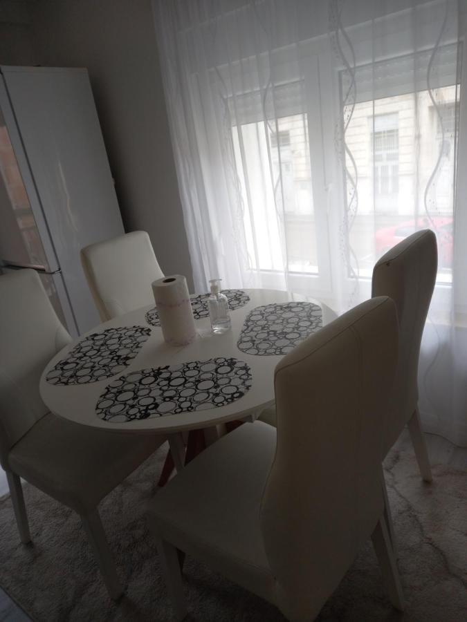 Apartment Centar Of City Mostar Bagian luar foto