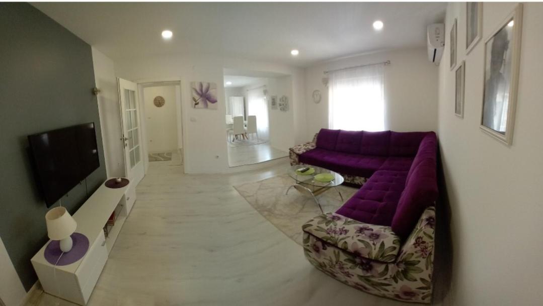Apartment Centar Of City Mostar Bagian luar foto