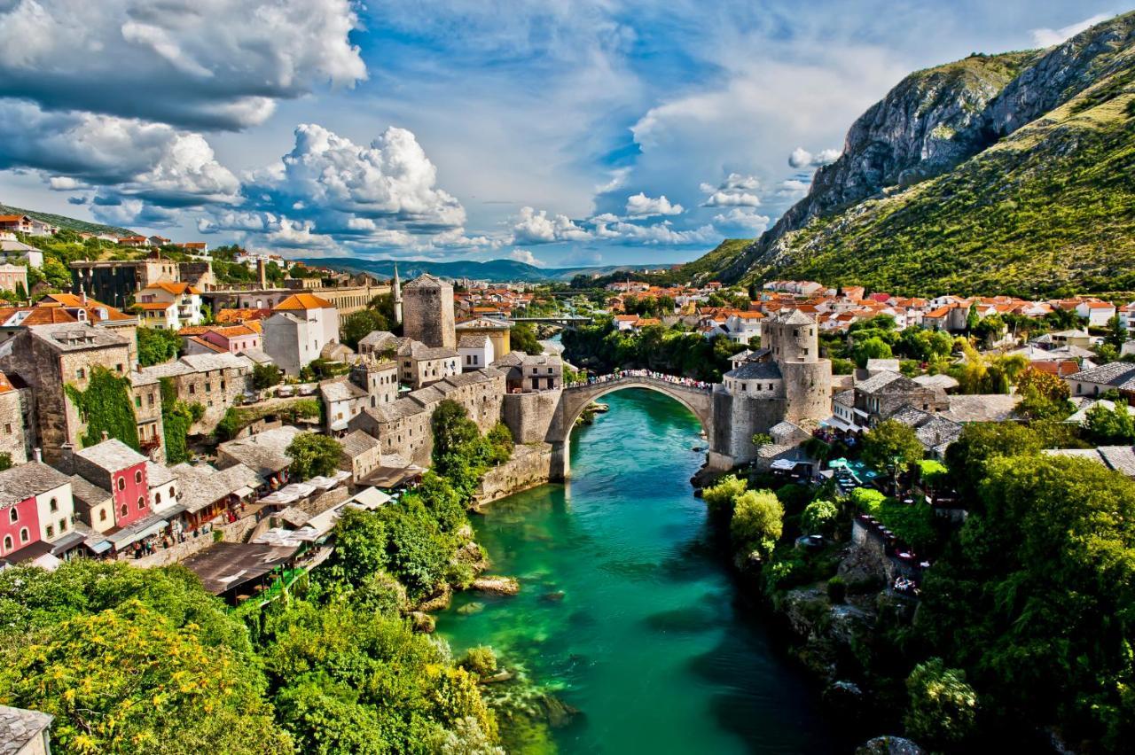Apartment Centar Of City Mostar Bagian luar foto