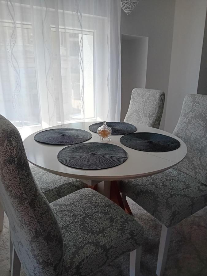 Apartment Centar Of City Mostar Bagian luar foto